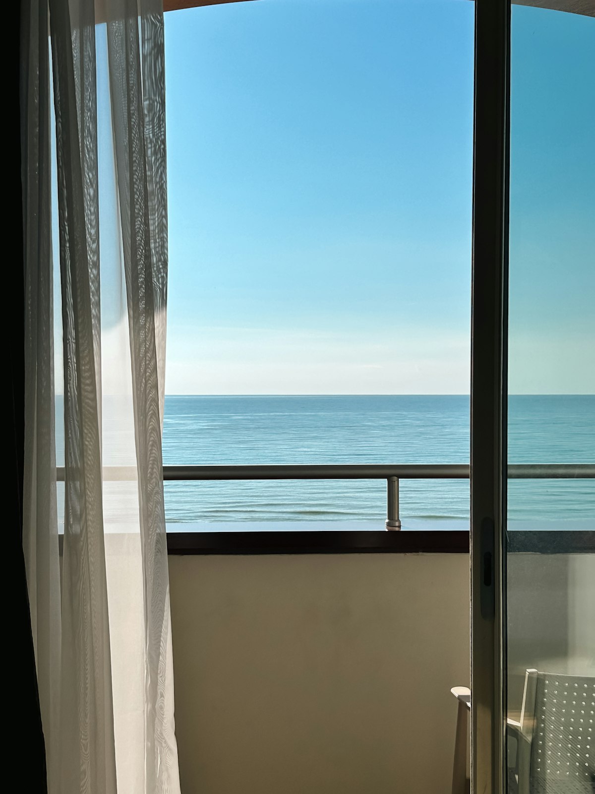 Deniz manzaralı balkon